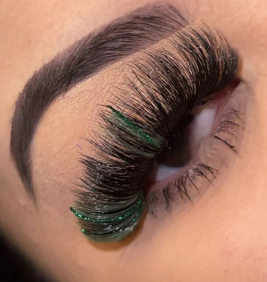 POP OF GREEN